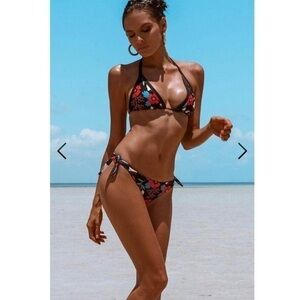 AKAMAI BIKINI VINTAGE LOVE